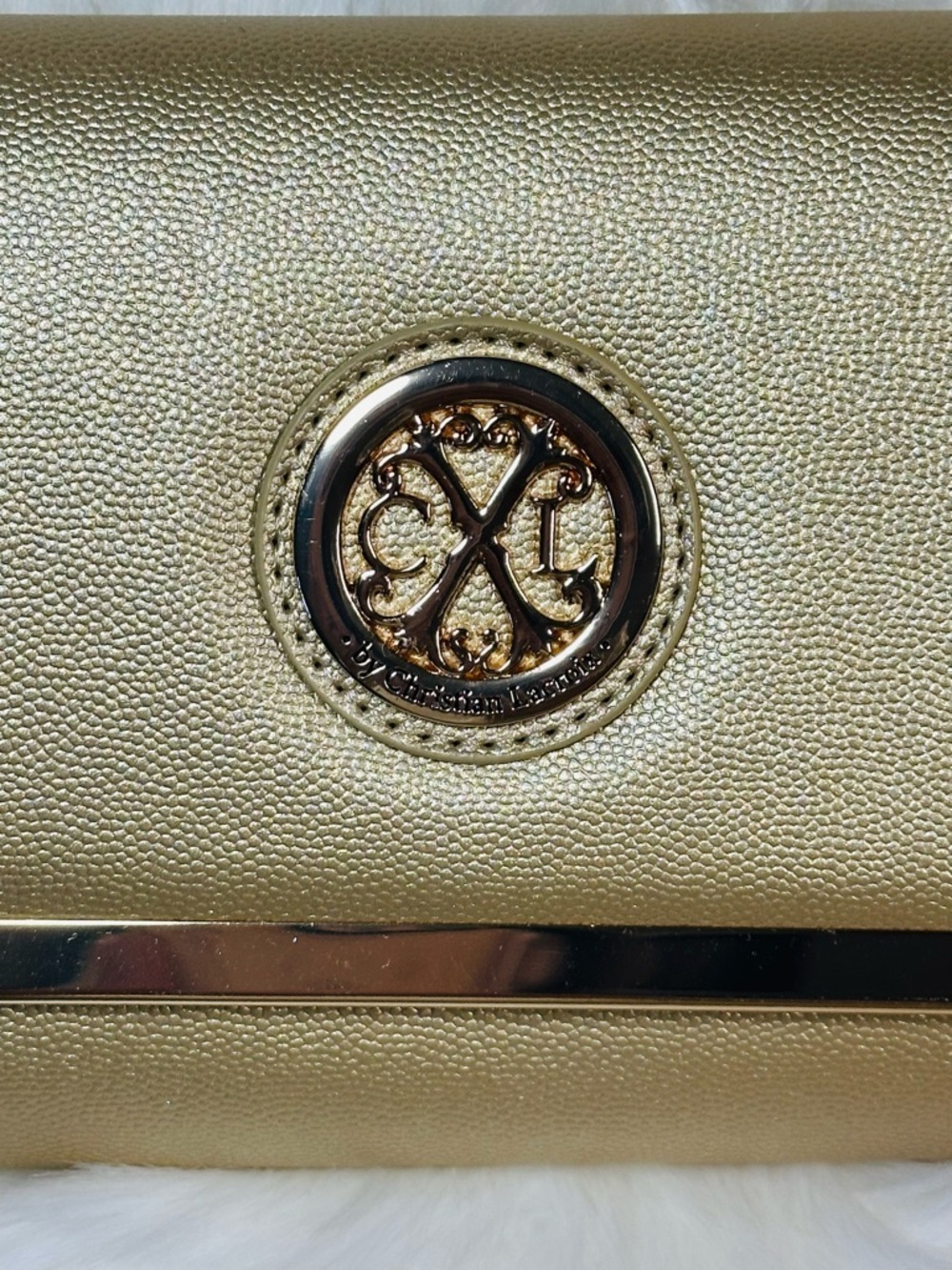 CXL by Christian Lacroix Glam Caviar Clutch in gold - Picture 3 of 7